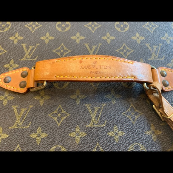 Louis Vuitton Makeup Trunk - Picture 2 of 8